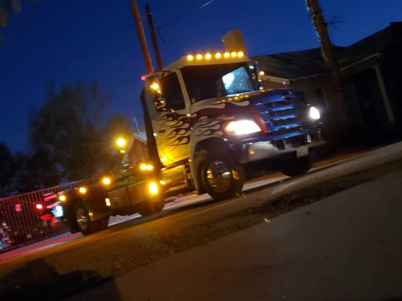 Ontario tow truck service